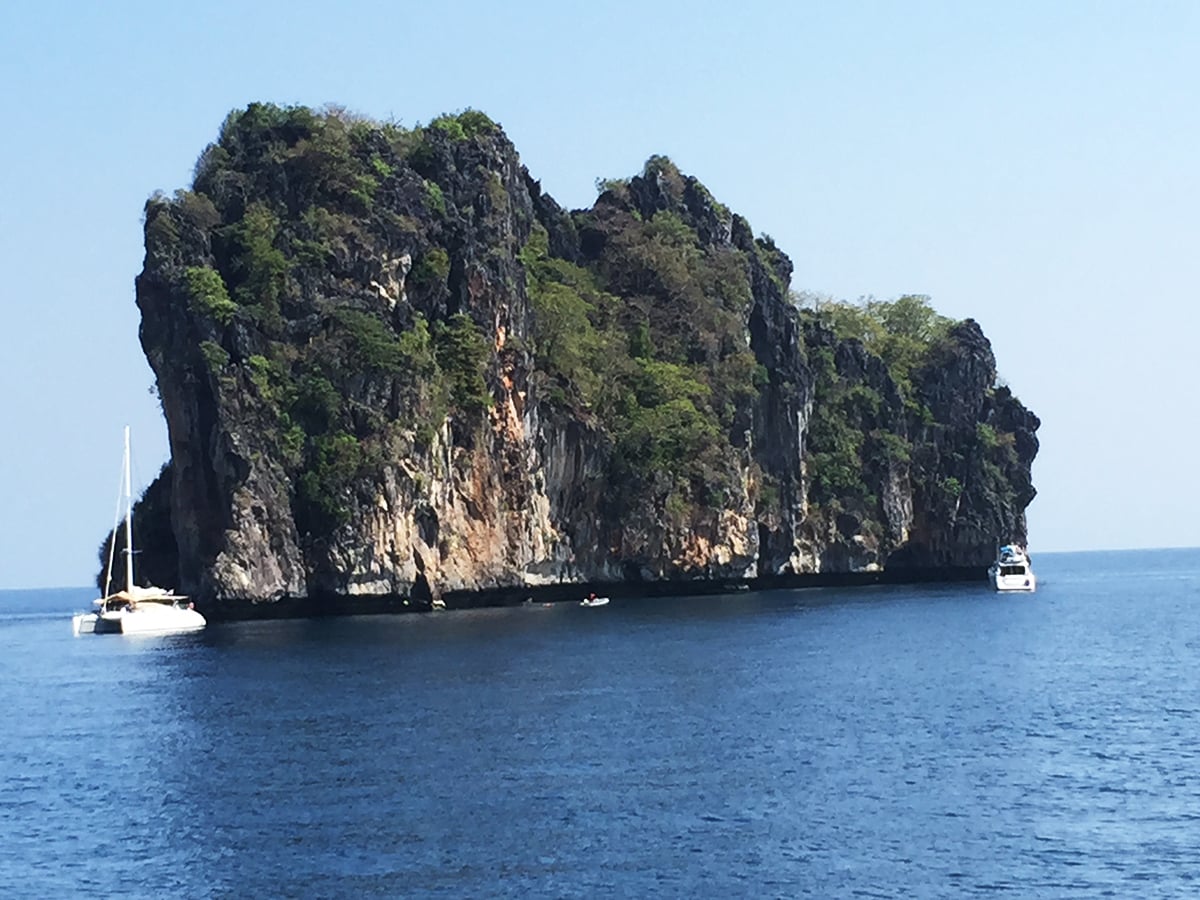 Diving and sailing in Thailand